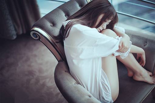 卵巢腫瘤的病因是什么 揭卵巢腫瘤的早期癥狀