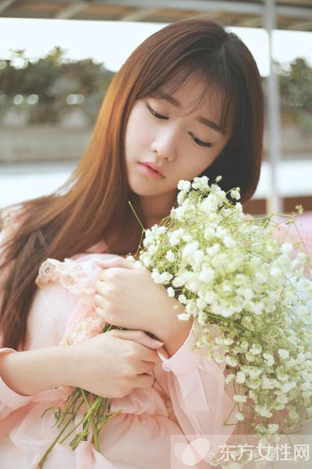 月經(jīng)有血塊是怎么回事 月經(jīng)有血塊怎么調(diào)理