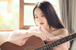 乳腺癌的癥狀有哪些 乳腺癌是怎么引起的