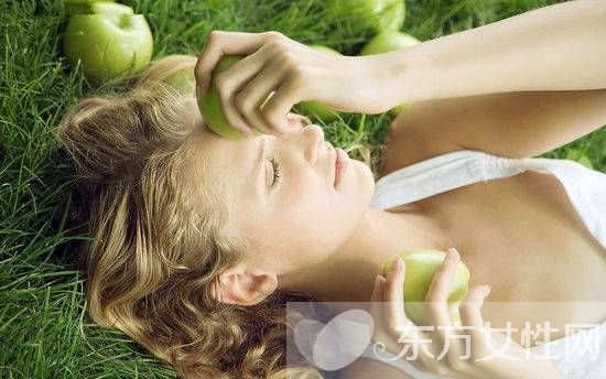 乳腺小葉增生的癥狀表現(xiàn) 做好這些遠(yuǎn)離乳房疾病