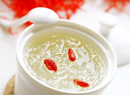 卵巢囊腫能吃燕窩嗎 燕窩的營(yíng)養(yǎng)價(jià)值有哪些