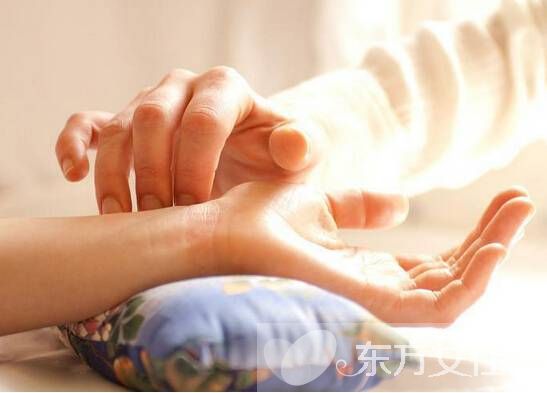 盆腔積液是怎么引起的 如何有效預(yù)防盆腔積液