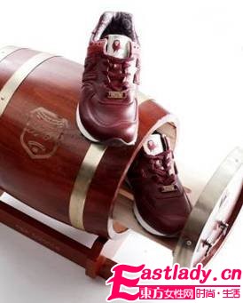 令潮流收藏家愛不釋手的英產(chǎn)酒吧系列運(yùn)動(dòng)鞋