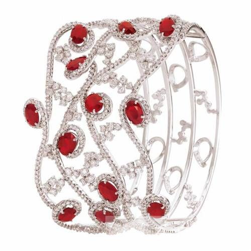 9款紅色珠寶陪你紅紅火火過新年