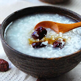 五味子的功效 五味子的食療方滋腎又生津