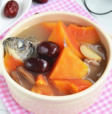 紅棗的吃法 紅棗鯽魚(yú)木瓜湯做法