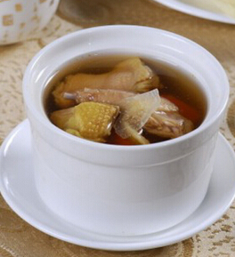 懷孕期間吃什么好 天麻燉鴿子補肝益腎