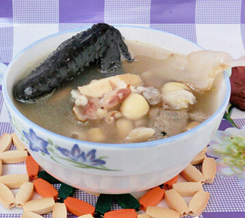 天麻的養(yǎng)生藥膳 天麻甲魚湯補(bǔ)元滋陰