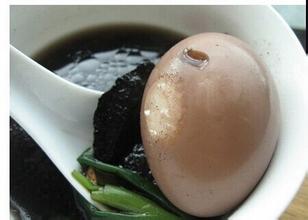 何首烏如何治白發(fā) 何首烏治療白頭發(fā)方法