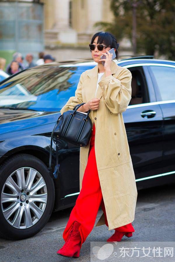 卡其色風衣3月來“叫春” 劉亦菲敞開穿氣場足