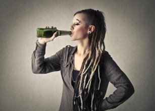 喝啤酒會(huì)胖嗎？大量喝喝啤會(huì)導(dǎo)致發(fā)胖