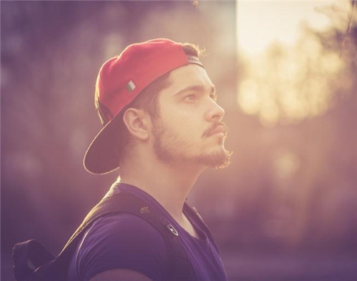 天蝎座男生喜歡一個人的表現(xiàn) 喜歡的女生類型