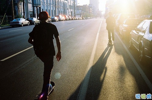 一個人感到無聊孤獨時候的心情說說 思緒很亂心煩意亂時候發(fā)的說說1