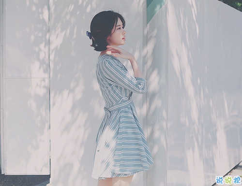 女生傷感心痛到窒息的圖片句子 所有的悲歡都是我一個(gè)人的灰燼1