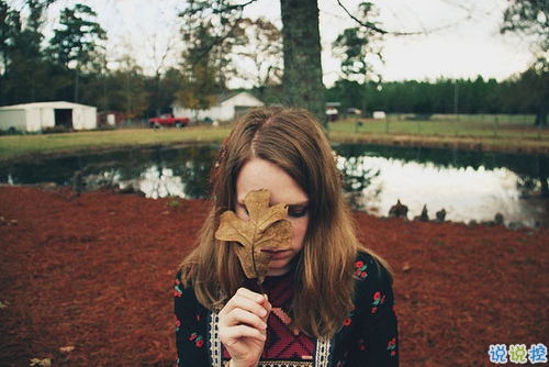 2018超拽霸氣的個(gè)性說說帶圖片 女生男生都可以發(fā)的2018超拽酷炫說說3