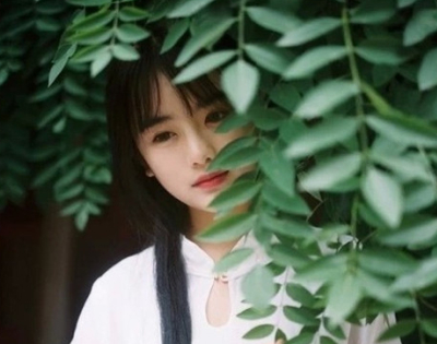 唯美古風(fēng)句子配圖片：有些人，一旦遇見，便一眼萬年