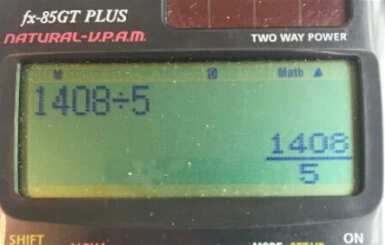 微信說說帶圖片：這個世界，看你二的人很多，陪你二的人很少3