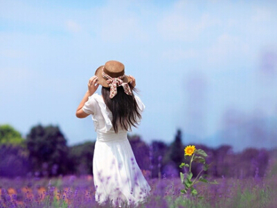 空間個性說說帶圖片：哪有什么錯過的人，會離開的都是路人