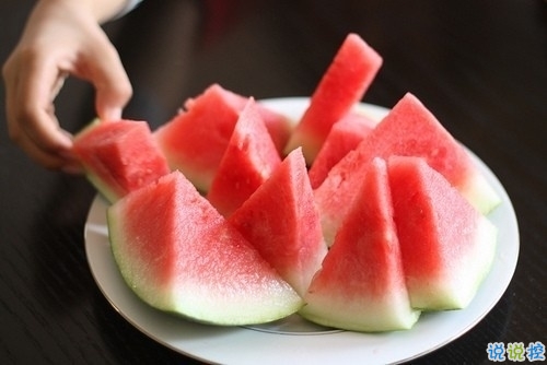 溫暖幸福的愛情說說帶圖片 給另一半的細水長流的情話句子12