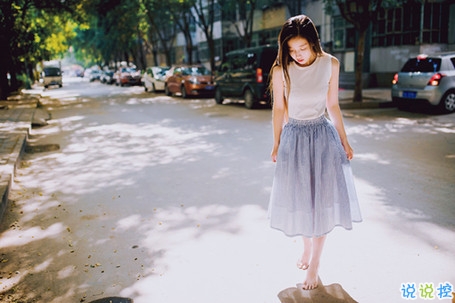 2018最新朋友圈好聽(tīng)的生活哲理說(shuō)說(shuō)配圖 很經(jīng)典精辟的內(nèi)涵說(shuō)說(shuō)大全1