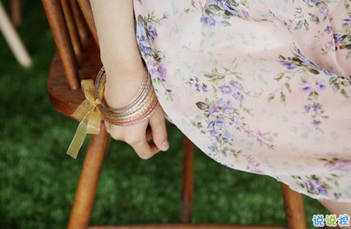 適合寫到作文里的經(jīng)典說(shuō)說(shuō) 很有哲理的經(jīng)典說(shuō)說(shuō)很精辟唯美2