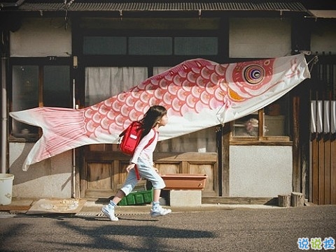 說(shuō)給暗戀的你聽(tīng)的傷感女生圖片說(shuō)說(shuō) 白晝隱沒(méi)了星光14