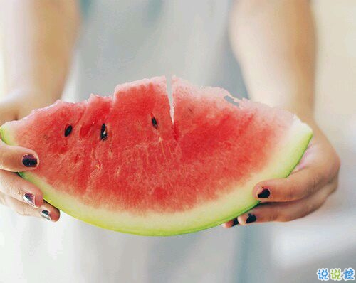 一個(gè)人獨(dú)處時(shí)候的孤獨(dú)是什么感覺(jué)呢？11