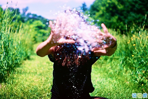 女生個(gè)性說說霸氣經(jīng)典大全 寫個(gè)女生很有道理的一些話2