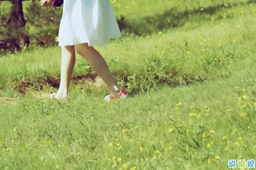 很真實(shí)的愛(ài)情感悟帶圖片 深有感觸的經(jīng)典愛(ài)情說(shuō)說(shuō)配圖1