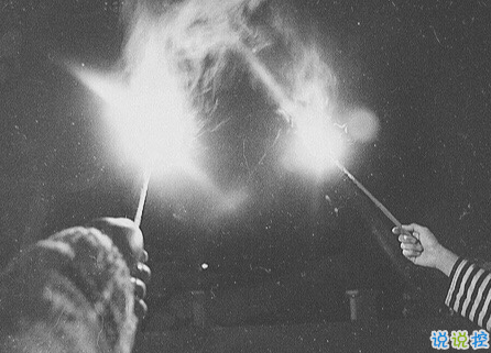 愛情傷感說說大全讓人感同身受 一想到你就會(huì)特別的難過1