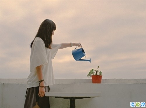 影響人一生的32句勵(lì)志正能量說說 很經(jīng)典的正能量說說大全1