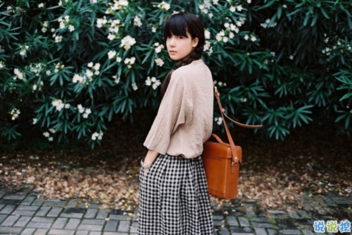 女生治愈系說說簡短好聽帶圖片 可以幫你療傷的愛情說說13