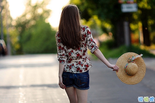 世界早安的正能量個(gè)性早安心語說說 很勵(lì)志陽光的早安個(gè)性說說1