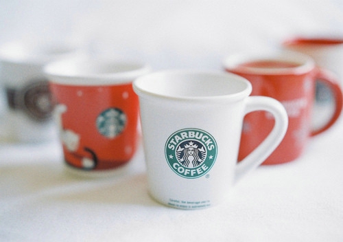 關(guān)于愛情的一些文藝清新小句子帶圖片 認(rèn)識(shí)你是我今年最大的收獲。14