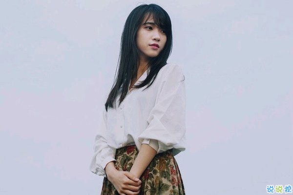 文字控喜歡的簡(jiǎn)單唯美的一句話說說帶圖片 煙塵滾滾一路行來我應(yīng)是迷了路了8