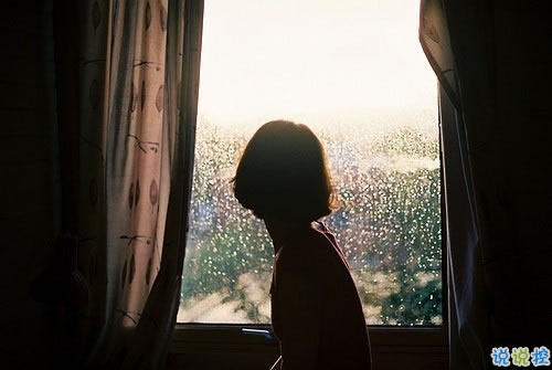 2018點(diǎn)贊最多的說(shuō)說(shuō)加圖片：速熱的人也速凍，熱鬧的人易散場(chǎng)2