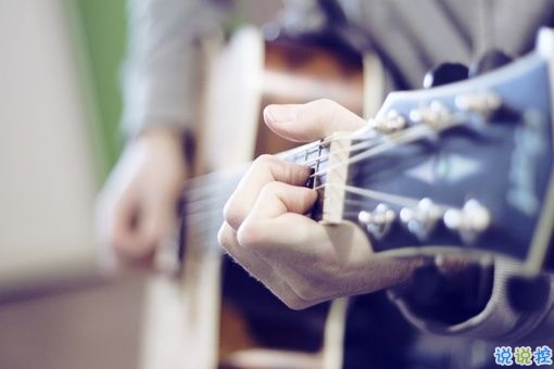 愛到痛了的傷感說說帶圖片 心痛到無法呼吸的傷感說說配圖13