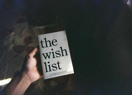 讓人難過傷感愛情說說帶圖片 差一點(diǎn)就抱住他了我再睡一會兒試試4