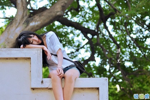 緬懷過去回憶逝去的青春的心情說說 有些惆悵憂傷的關于思念的心情說說1