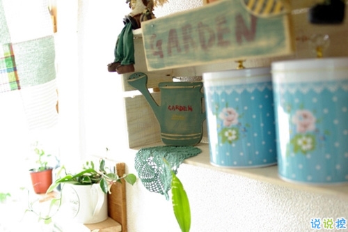 女生個性說說經(jīng)典霸氣帶圖片 知道自己不討喜那就乖一點13