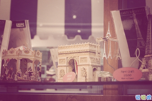 女生唯美傷感說(shuō)說(shuō)帶圖片 一句話描述心情不好的說(shuō)說(shuō)9