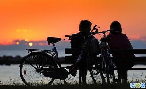 每天為自己打氣的個(gè)性早安心語(yǔ) 生活需要?jiǎng)?lì)志雞湯的早安心語(yǔ)14