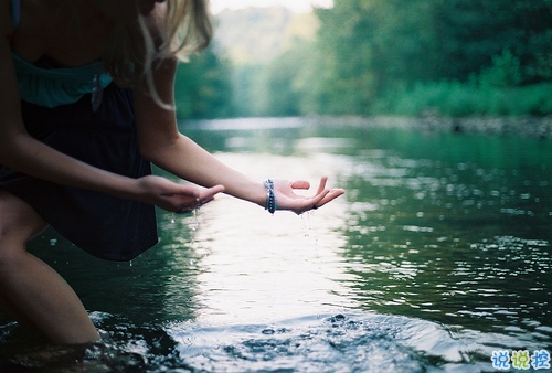 2019下雨天傷感心情說說帶圖片 忍不住傷心流淚的說說合集7