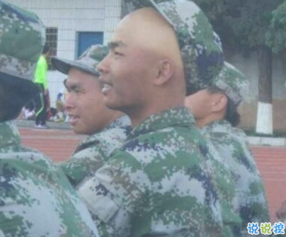 2018開學軍訓的搞笑說說大全 關(guān)于軍訓的幽默一句話經(jīng)典說說2