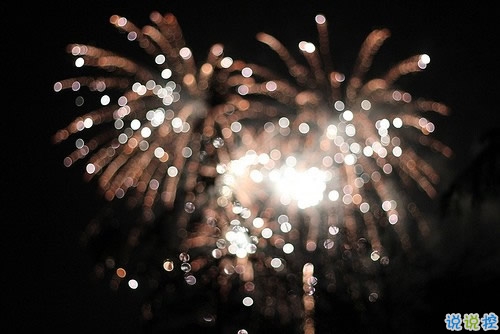 引流潮流的超拽個性說說帶圖片 男生女生都可用的個性說說配圖12