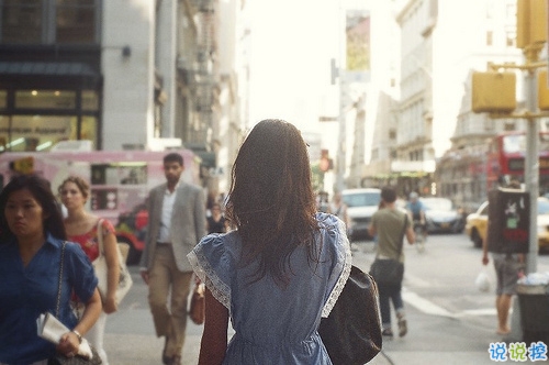 簡(jiǎn)單的一句話唯美有哲理的英文句子 時(shí)間可以治愈一切16