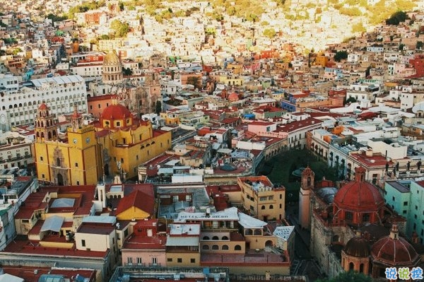 文字控喜歡的簡(jiǎn)單唯美的一句話說說帶圖片 煙塵滾滾一路行來我應(yīng)是迷了路了15