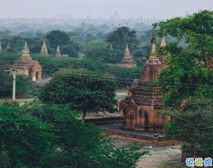 生活很苦很累的個性說說配圖 一個人撐得好辛苦經(jīng)典說說帶圖片10