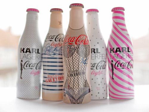 傷感悲傷難過(guò)的愛(ài)情說(shuō)說(shuō)帶圖片 直到耐心耗盡風(fēng)浪平息還是沒(méi)等到他的那句我喜歡你16