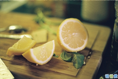 關(guān)于愛情的唯美簡單一句話經(jīng)典說說帶圖 我生在南方活在南方卻栽在你手里5